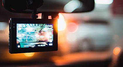 Pros and Cons of Dash Cams That Record When Car Is Off