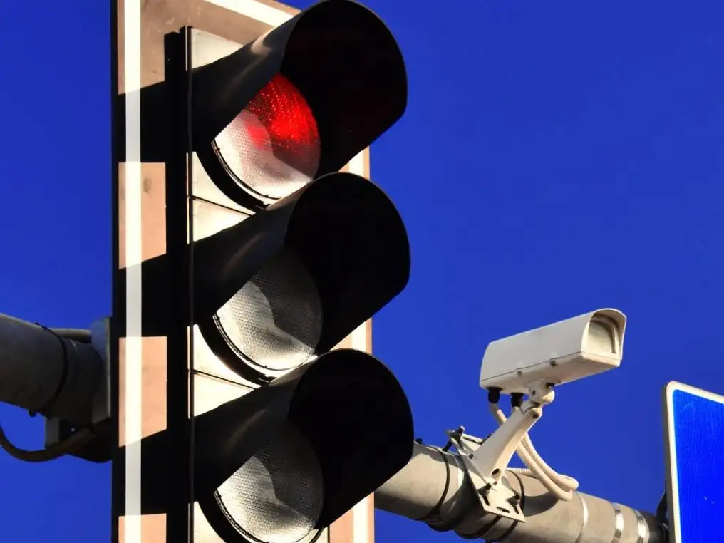 How Do Red Light Cameras Work at Mission and Mojave?
